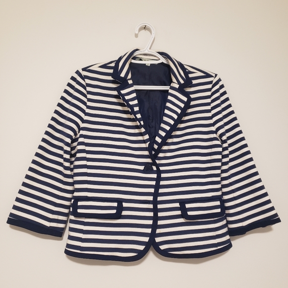 Blazer - Picture 1 of 3